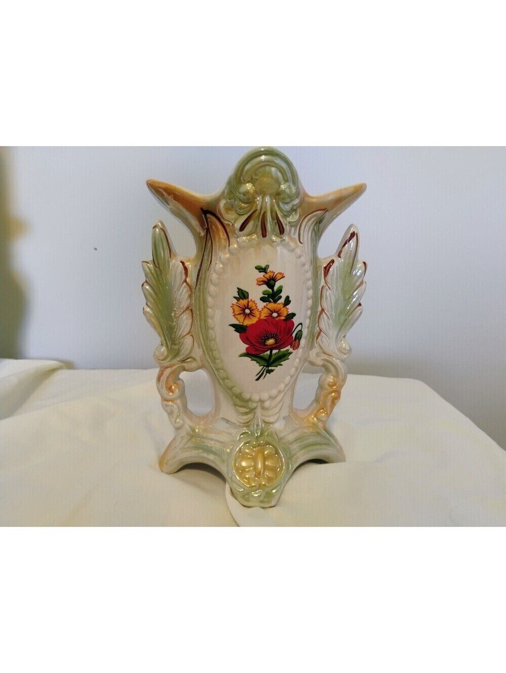 Vintage Ceramic Porcelain Nouvea Slip White Flower Brazilian Vase #1749